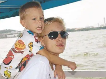Елена Саяпина вместе с двумя сыновьями Мишей и Костей переехала в Таиланд - фото 7
