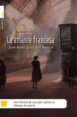 José Santos La Amante Francesa обложка книги