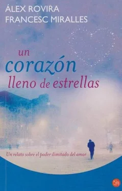 Álex Celma Un Corazon Lleno De Estrellas обложка книги