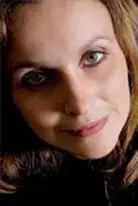 Claudia Amengual nació en Montevideo Uruguay en 1969 Es traductora pública - фото 2