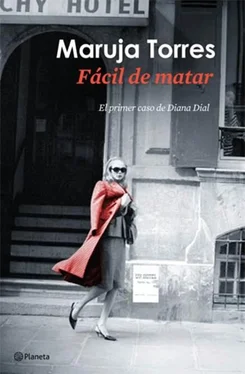 Maruja Torres Fácil De Matar обложка книги