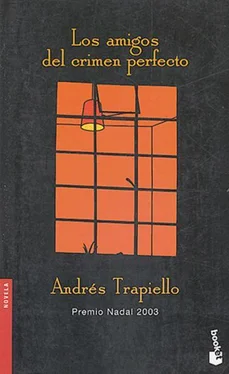 Andrés Trapiello Los amigos del crimen perfecto обложка книги