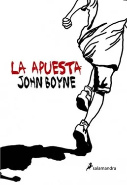 John Boyne La apuesta обложка книги