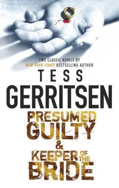 Tess Gerritsen Keeper of the Bride обложка книги