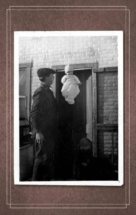 Kneeling there on my grandfathers dusty floor with those photos in my hands I - фото 8
