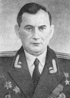 Герой Советского Союза Ю С СОКОЛОВ Герой Советского Союза В М ГИНТОВТ - фото 35
