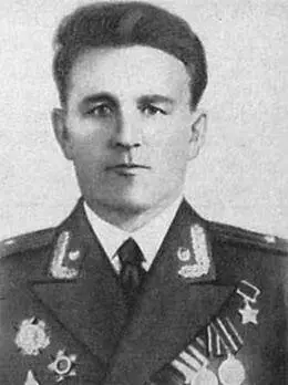 Герой Советского Союза А Я ВЛАСОВ Герой Советского Союза Б Г АКИНЯЕВ - фото 92