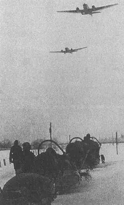 Воздушное снабжение самолетами Ju52 войск окруженных в Демянске Прямое - фото 35