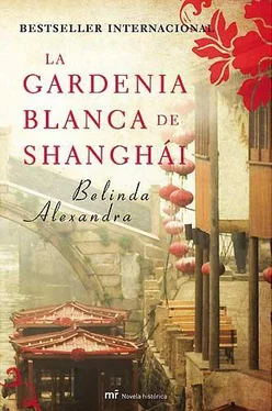 Belinda Alexandra La gardenia blanca de Shanghái обложка книги