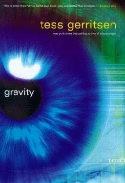 Tess Gerritsen Gravity обложка книги