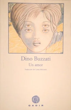 Dino Buzzati Un amor обложка книги