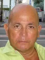 1Pianista y cantante de raíces polacoitalianas de gran popularidad en - фото 21