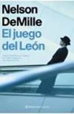 Nelson Demille El juego del León обложка книги