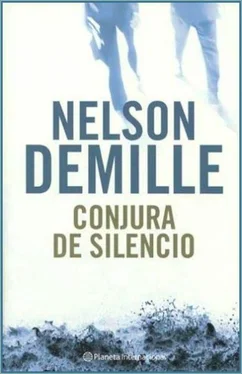 Nelson DeMille Conjura de silencio обложка книги