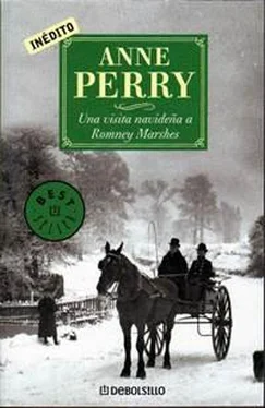 Anne Perry Una visita navideña a Romney Marshes обложка книги