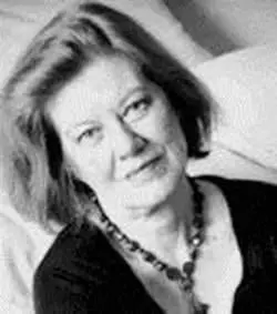 Con nombre de nacimiento Juliet Marion Hulme Anne Perrypasó gran parte de su - фото 2