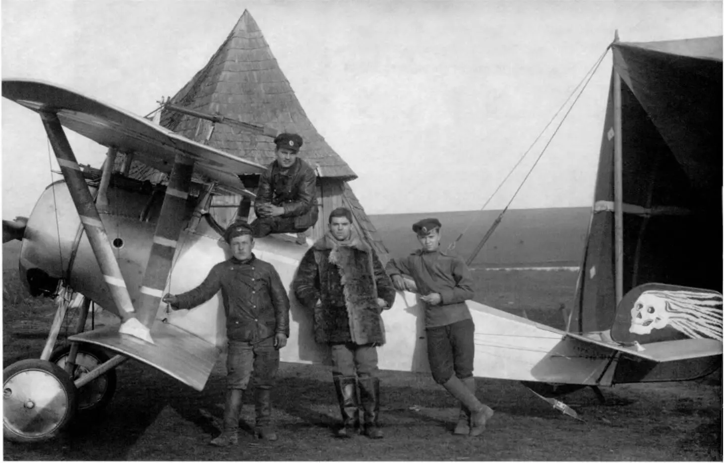 Льотчик винищувального загону 3го Херсонського авіаційного дивізіонуКостянтин - фото 15
