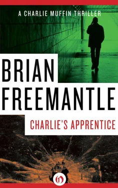 Brian Freemanle Charlie’s Apprentice обложка книги