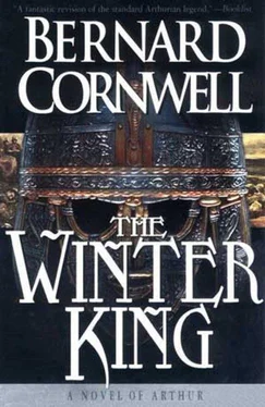 Bernard Cornwell The Winter King обложка книги