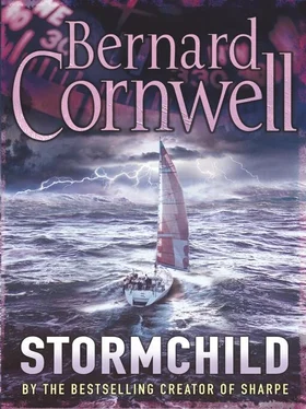 Bernard Cornwell Stormchild обложка книги