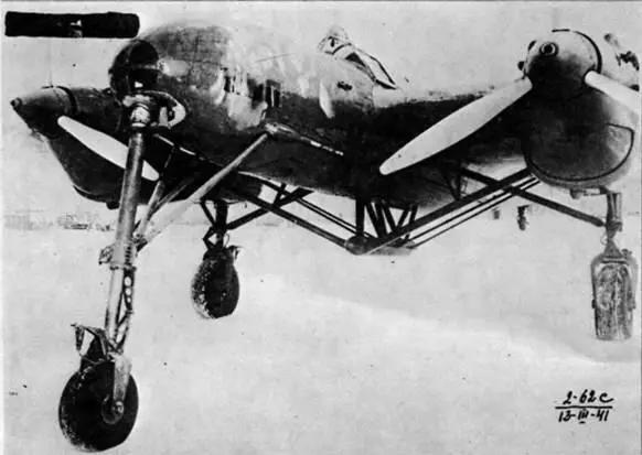 На этих фотографиях трудно сразу узнать известный СБ Этот самолет в 194041 - фото 49
