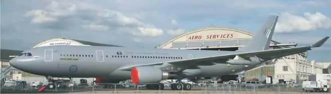 Дебютантом 47го салона в ЛеБурже стал первый самолетзаправщик KC30B - фото 14