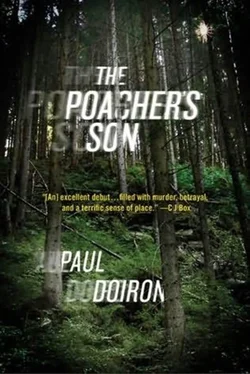 Paul Doiron The Poacher's Son обложка книги