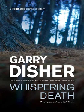 Garry Disher Whispering Death обложка книги