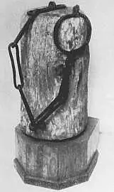 Орудие наказания деревянная колода с цепью и ошейником Ручные кандалы - фото 16