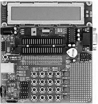 Figure 51 LABXUSB Experimenter board The board contains 40pin ZIF socket - фото 105