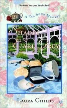 Laura Childs Shades of Earl Grey