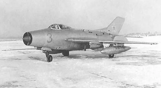 53 Самолет СМ12 модификация МиГ19П Максимальная скорость 1930 кмч Я его - фото 53