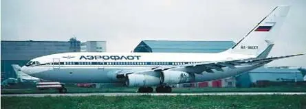 Вверху второй опытный Ил96300 RA96001 в старой окраске Аэрофлота в - фото 8