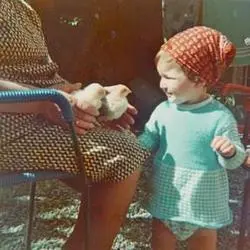 Elena and baby chicks ca 1975 Kaels story is set in the world of my book - фото 10