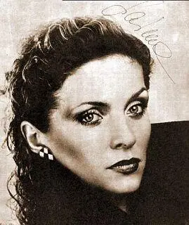 Л Вайкуле родилась в марте 1954 года в Риге в рабочей семье Ее отец - фото 7