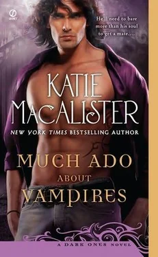 Katie MacAlister Much Ado About Vampires обложка книги