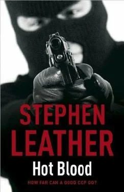 Stephen Leather Hot Blood обложка книги