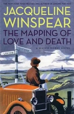 Jacqueline Winspear The Mapping of Love and Death обложка книги