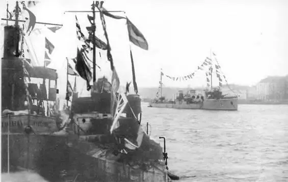Эскадренные миноносцы типа Новик в ВМФ СССР - фото 97