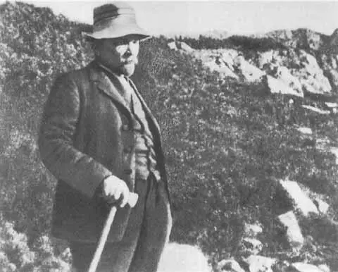 В И Ленин в окрестностях Закопане Польша 1914 г Тюремная камера в - фото 64