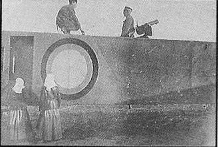 Пулемет Максим на одном из Муромцев серии Б Еще в сентябре 1914 г при - фото 4