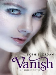 Sophie Jordan - Vanish