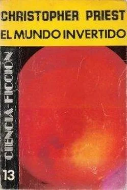 Chistopher Priest El mundo invertido обложка книги