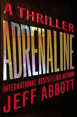 Jeff Abbott Adrenaline обложка книги