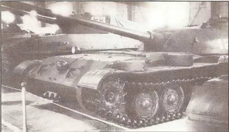 Вид на носовую часть СУ100 об 416 Схема самоходной установки Су100 об - фото 4