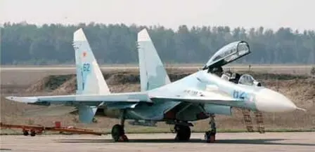 Слева наследие недавнего советского прошлого 61 ИАБ в то время 61го - фото 18