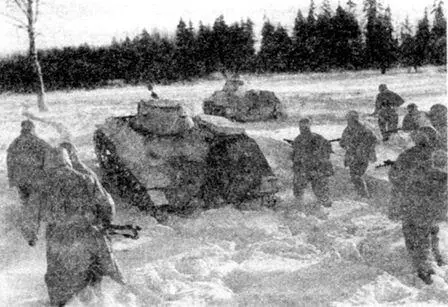 Атака танков Т40 при поддержке 1й мотострелковой дивизии 1942 год Отдельные - фото 33