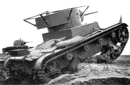 Легкий танк Т26 обр 1933 г на маневрах 1939 год Танки Т26 выдвигаются - фото 169