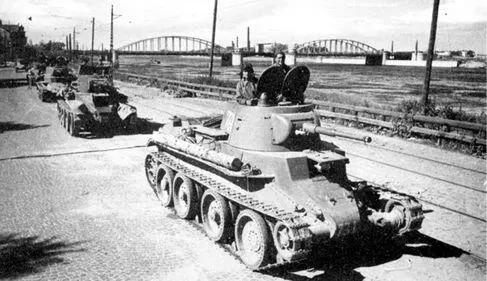 БТ7 и БТ5 направляются на передовую Ленинград сентябрь 1943 года Танки - фото 177