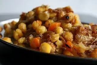 сухой горох 3 мультистакана мясо 500 г лук репчатый крупный 2 шт морковь - фото 5